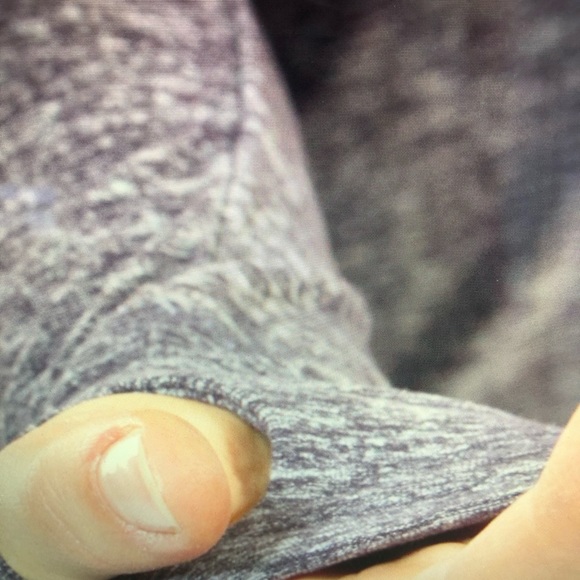 Lululemon rehearsal long sleeve in heathered black swan - Picture 5 of 9